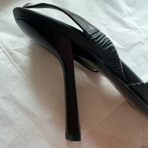 VTG 90s GUCCI slingback sandals sz 8 black leather scalloped edge 4.25in heel - Picture 12 of 16